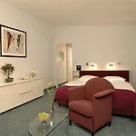 B-hotel 3* 뒤셀도르프