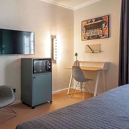 B-hotel فندق 3*