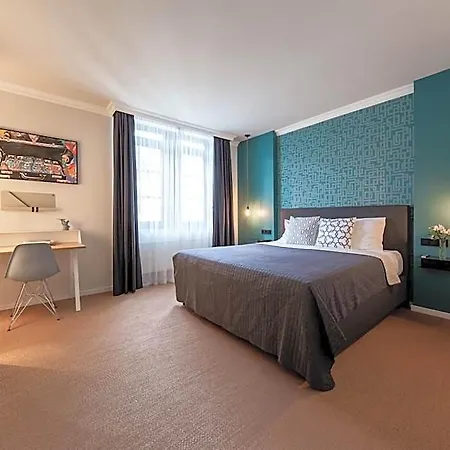 B-hotel 3*