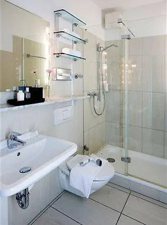 B-hotel دوسلدورف
