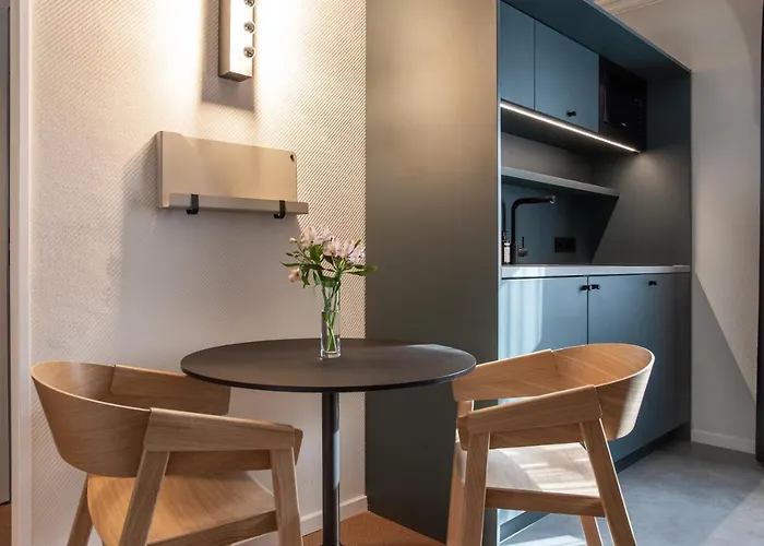 B-hotel 3* 杜塞尔多夫