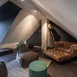 Hotel B-hotel 3*
