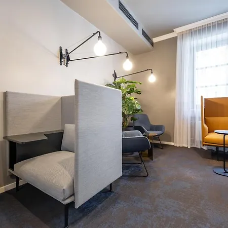 B-hotel Отель 3*