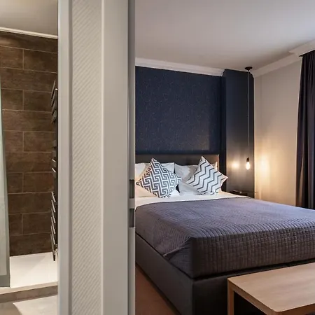 Hotel B-hotel